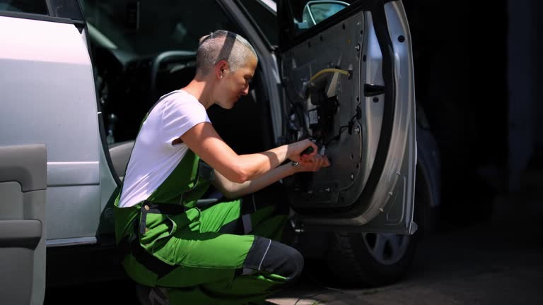 Why Residents Prefer A1 Garage Door Service for Repairs